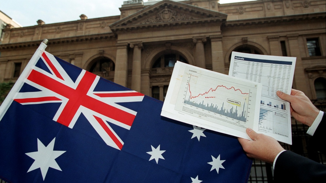 Australia’s Inflation Expected to Peak at 4.25%, Treasurer Says