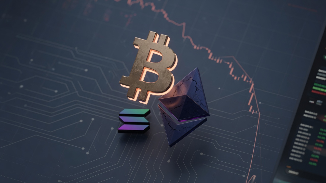 Bitcoin and Ether Fall as Broader Crypto Market Eyes Best Month