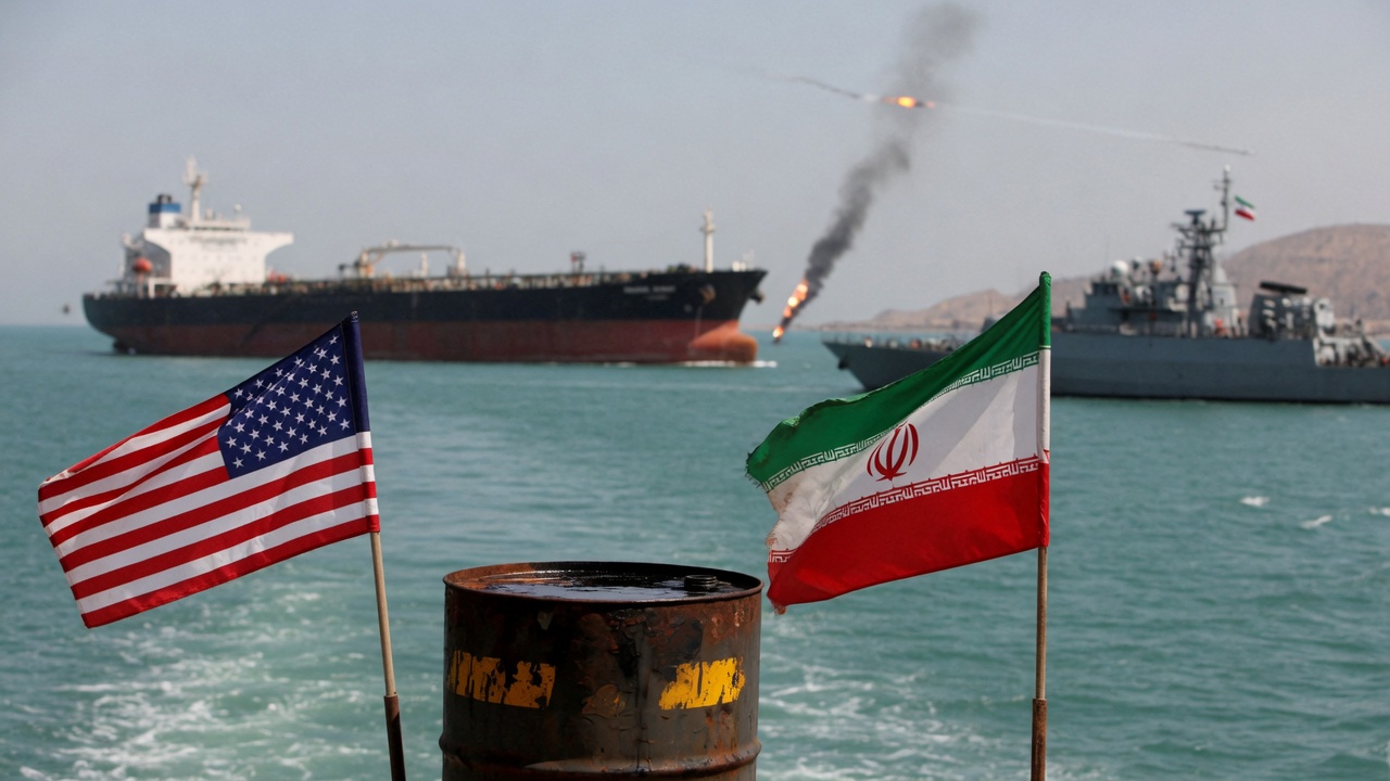 Oil Prices Surge Nearly 3% on US-Iran Tensions